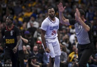 现在比赛当 现在比赛当